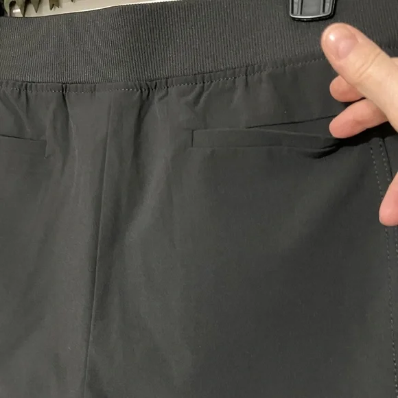 Chico’s Zenergy Black Pull On Pants size 2 - Picture 7 of 9